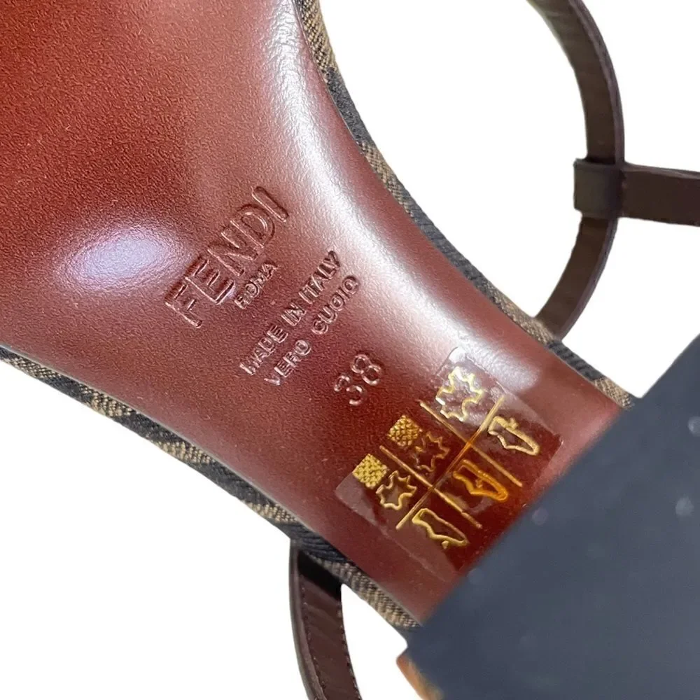 FENDI DELFINA FF & LEATHER SANDAL | Size: 38 |